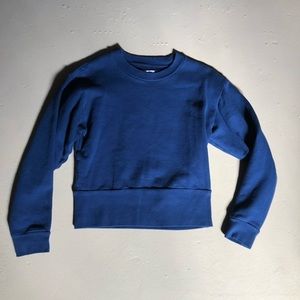 Everlane cropped sweatshirt
